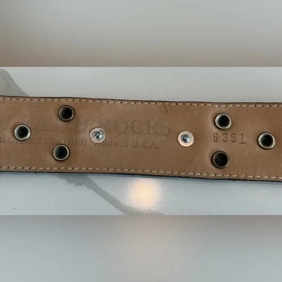 Leatherock - Black/ Brass Leather Belt. - Picture 8 of 9